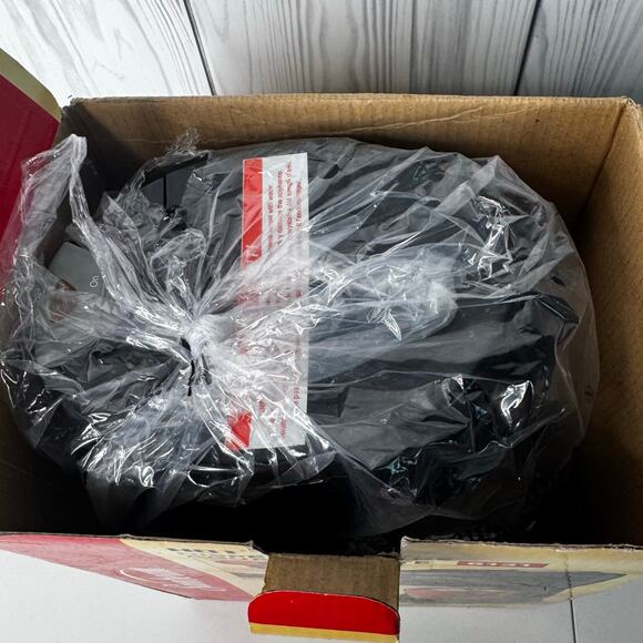 Sunbeam 6131 Hot Shot Water Dispenser 6131 Black Open Box Heats 16 Oz Of Water - Picture 7 of 8